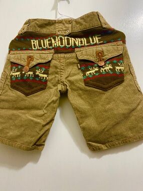 Paradise in Blue   Size 6-7   Women’s Brown Corduroy Shorts